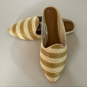 Universal Thread Women’s Size 7.5 Violet Flats